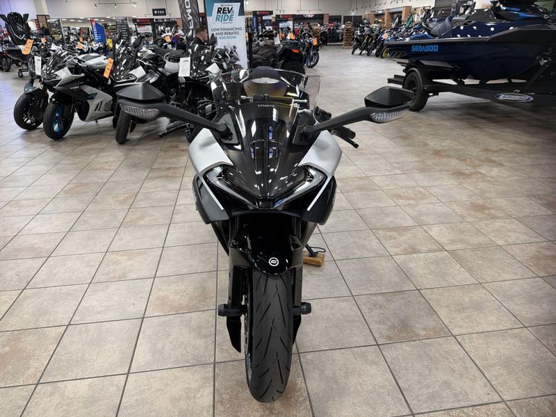 New 2026 CFMOTO 675SS Image 12
