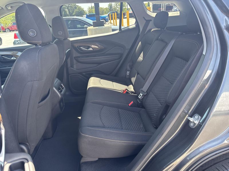 Used 2020 GMC Terrain SLEImage 28