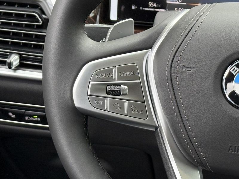 2025 BMW X7 xDrive40iImage 23