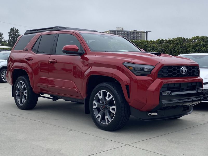 New 2025 Toyota 4Runner TRD Sport PremiumImage 2