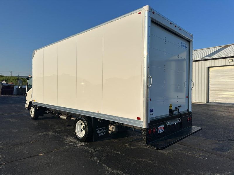 2025 Isuzu NPR photo 8