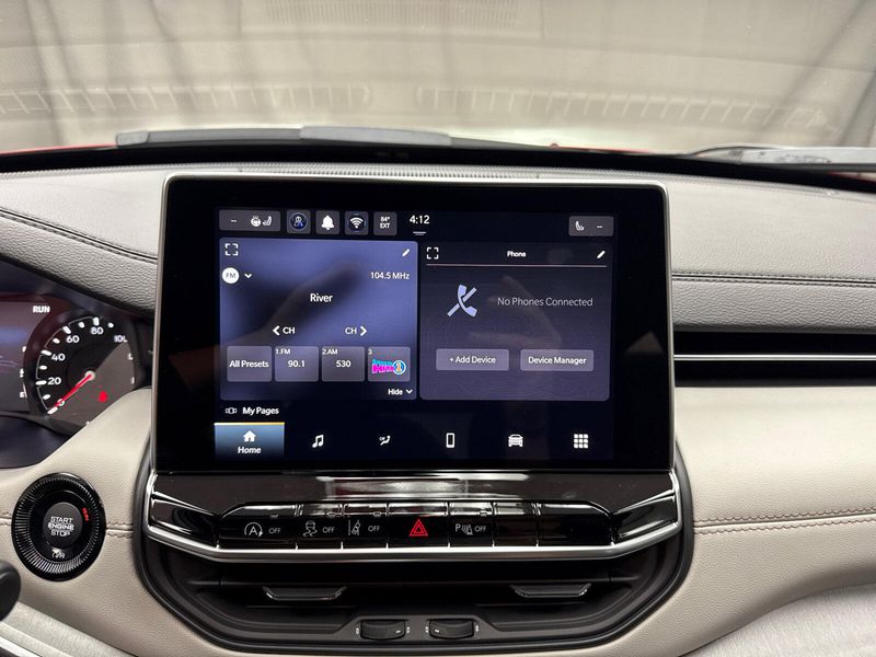 New 2025 Jeep Compass Limited 4x4Image 12