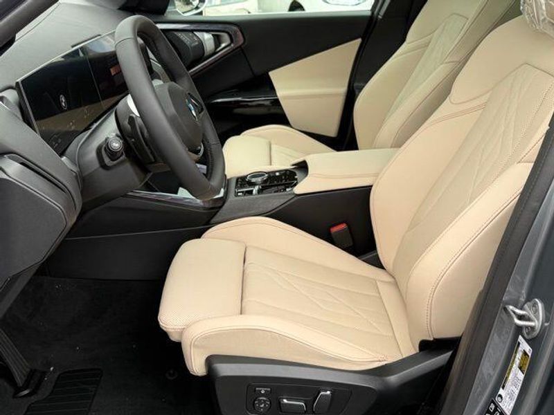 New 2026 BMW X3 30 xDriveImage 17