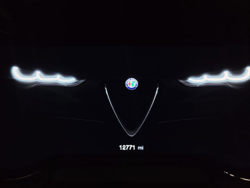 2024 Alfa Romeo Stelvio Veloce AWD w/Activ AsstImage 37