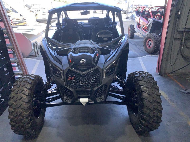 New 2025 Can-Am MAVERICK X3 MAX X RS TURBO RR SMART-SHOX Image 5