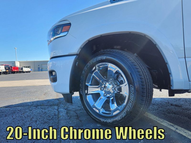 New 2027 RAM 1500 Big Horn Crew Cab 4x4 5'7' Box
