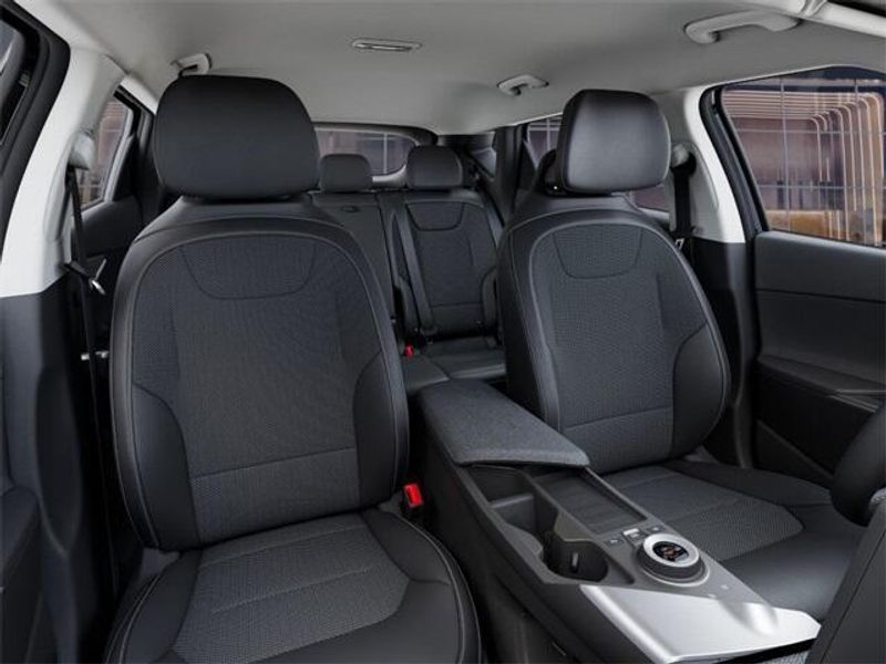 2025 Kia EV6 LightImage 15