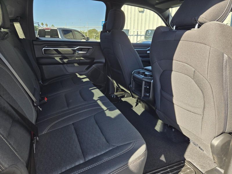 New 2026 RAM 1500 Big Horn Crew Cab 4x2 5'7' Box