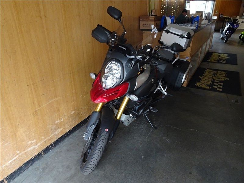 2014 Suzuki V-Strom in a Maroon exterior color. New England Powersports 978 338-8990 pixelmotiondemo.com 