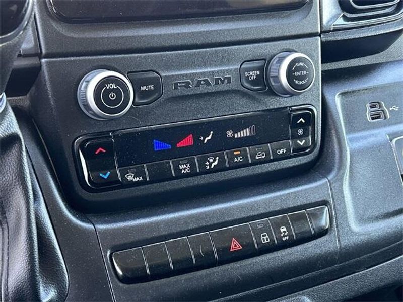 2023 RAM ProMaster 2500 High RoofImage 25