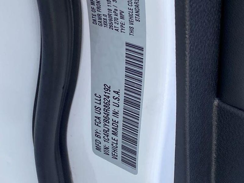 New 2024 Jeep Grand Cherokee 4xeImage 24