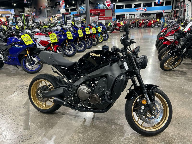 Used 2025 Yamaha XSR900 Image 11