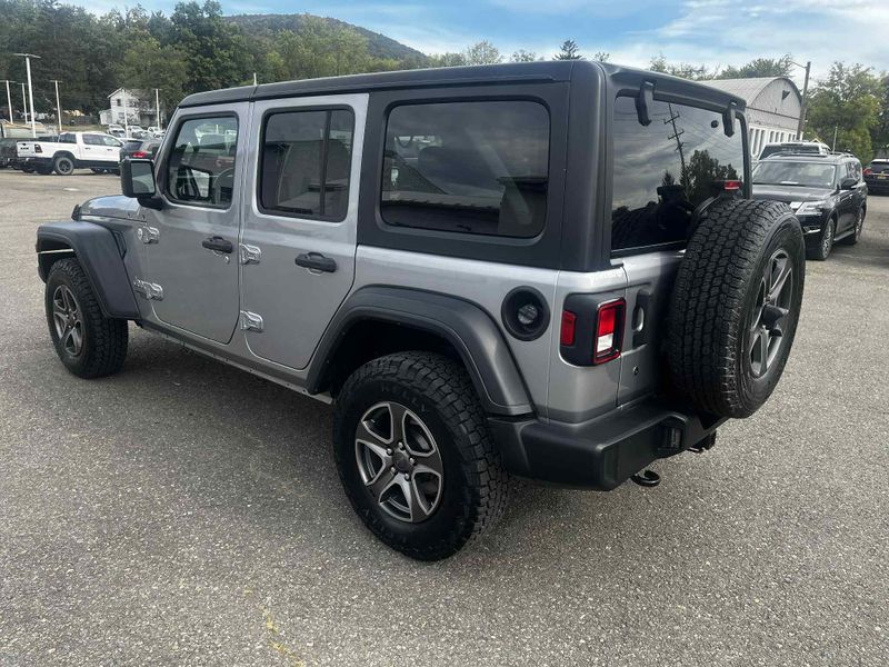 2018 Jeep Wrangler Unlimited Sport S photo 12