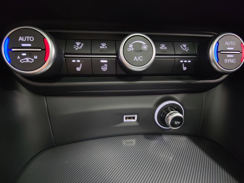 2024 Alfa Romeo Stelvio Veloce AWD w/Activ AsstImage 30