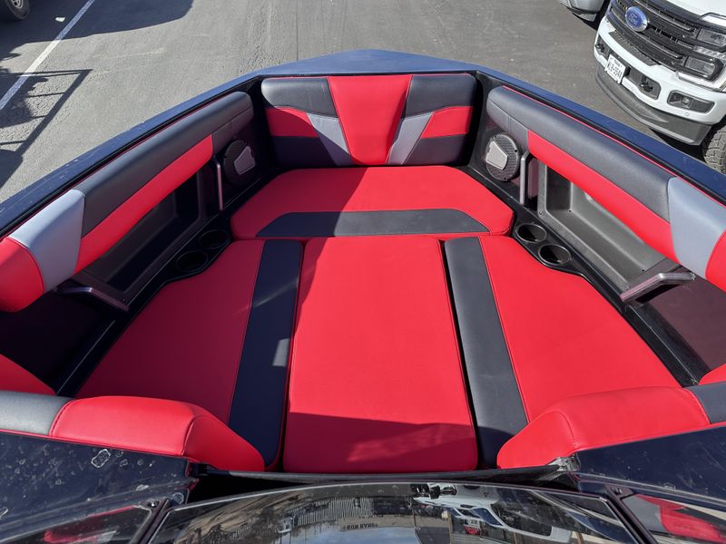 NEW 2026 AXIS T250 Image 14