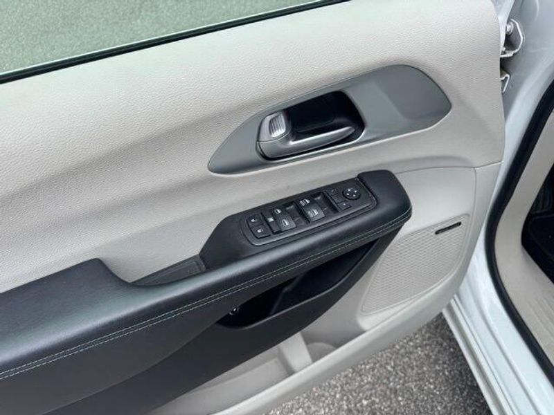 2018 Chrysler Pacifica Hybrid Limited