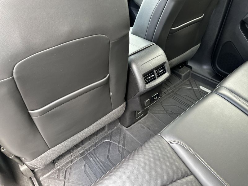 2018 Chevrolet Equinox PremierImage 16
