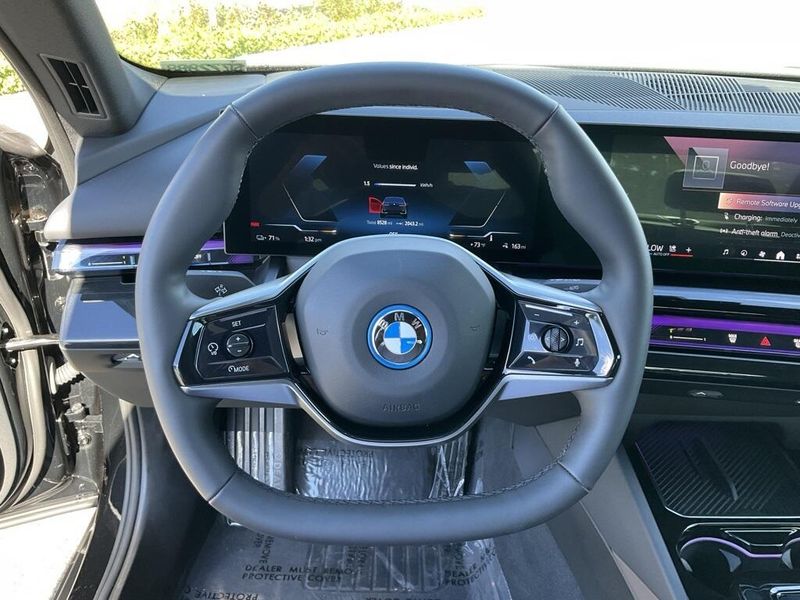 2024 BMW i5 eDrive40Image 24