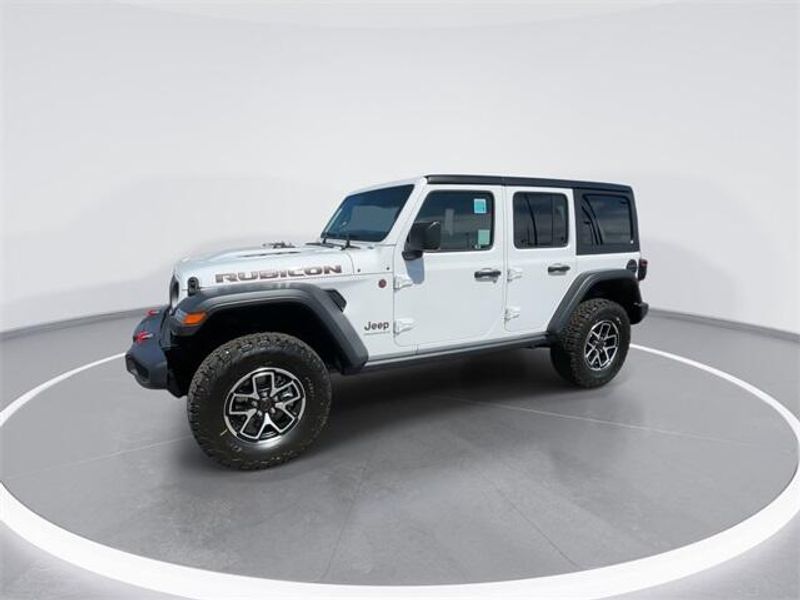 New 2025 Jeep Wrangler 4-door RubiconImage 4