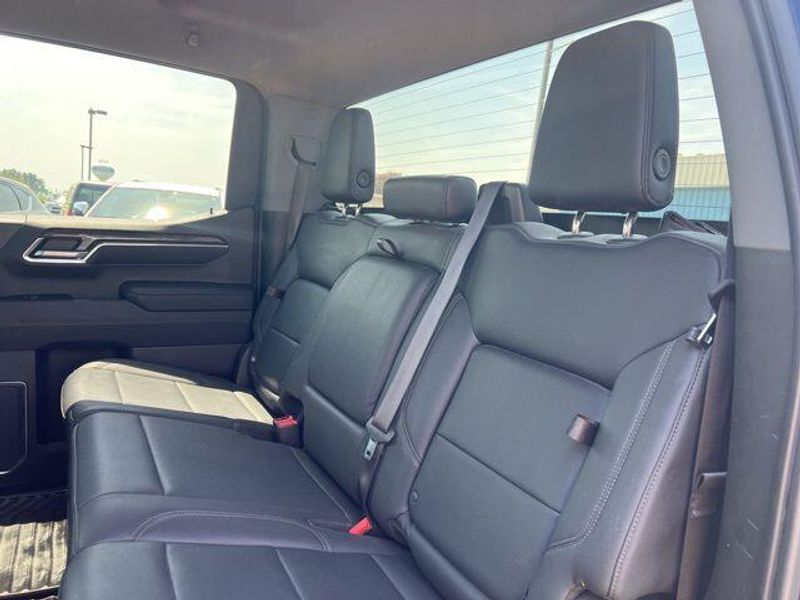 2023 Chevrolet Silverado 1500 LTZImage 17