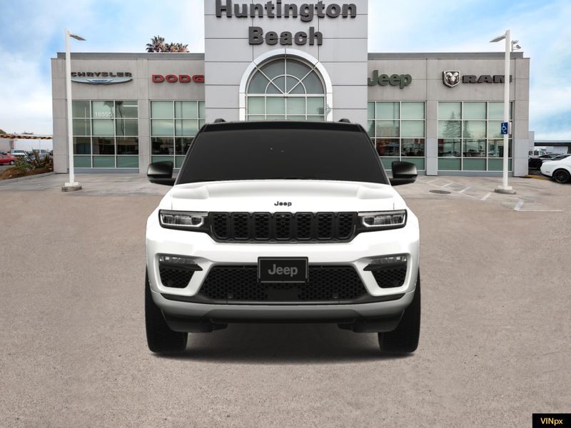 2025 Jeep Grand Cherokee Summit Reserve 4x4Image 12