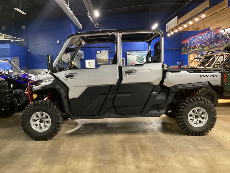 2024 Can-Am DEFENDER MAX X MR WITH HALF DOORS HAD10 HYPER SILVER AND LEGION REDImage 6