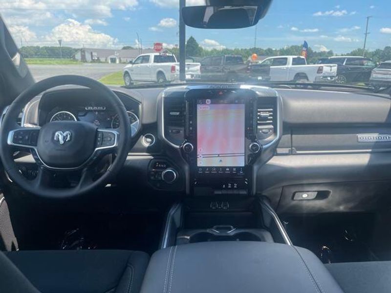 2025 RAM 1500 Big Horn Crew Cab 4x4 5'7' Box