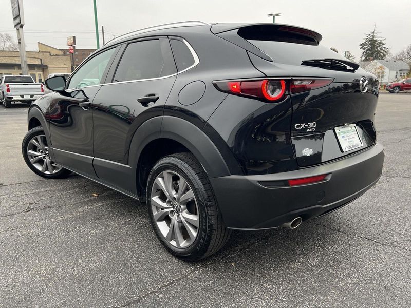2023 Mazda CX-30 2.5 Select photo 3