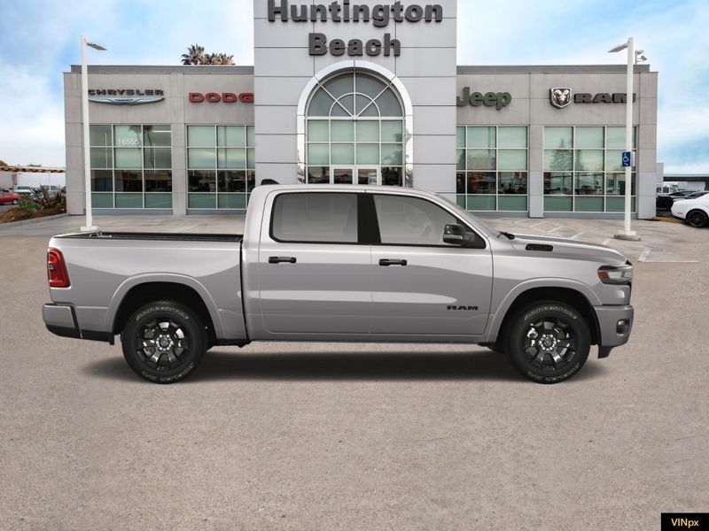 2025 RAM 1500 Big Horn Crew Cab 4x4Image 8