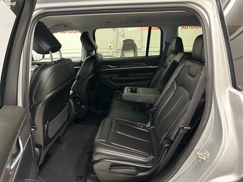 2023 Jeep Grand Cherokee L LimitedImage 25