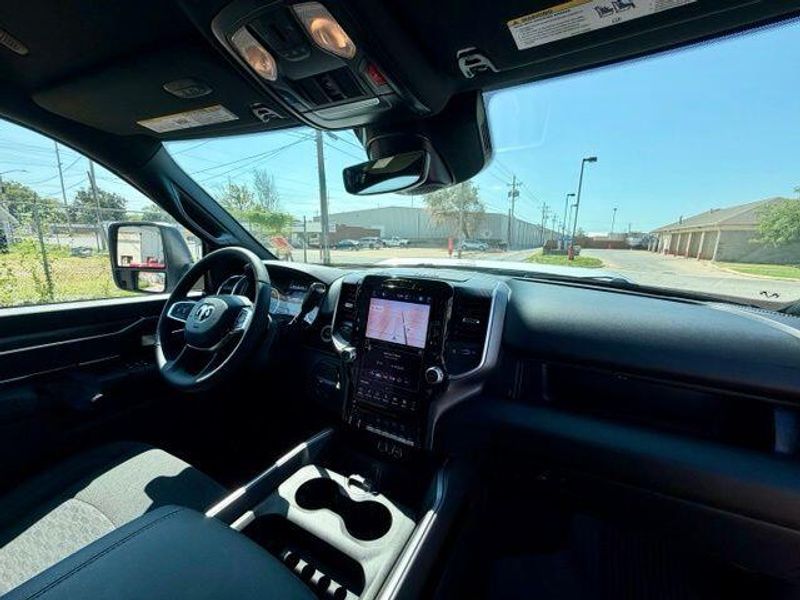 New 2027 RAM 3500 Big Horn Crew Cab 4x4 8