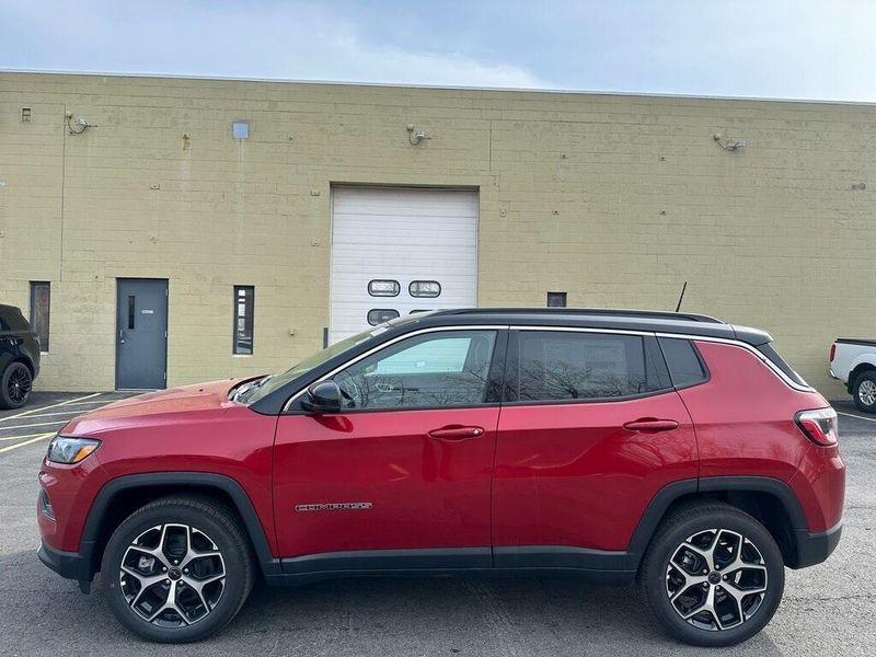 2025 Jeep Compass Limited 4x4Image 4
