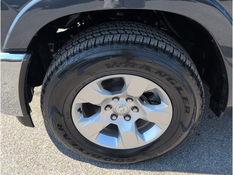 New 2026 RAM 1500 Big Horn Crew Cab 4x4 5