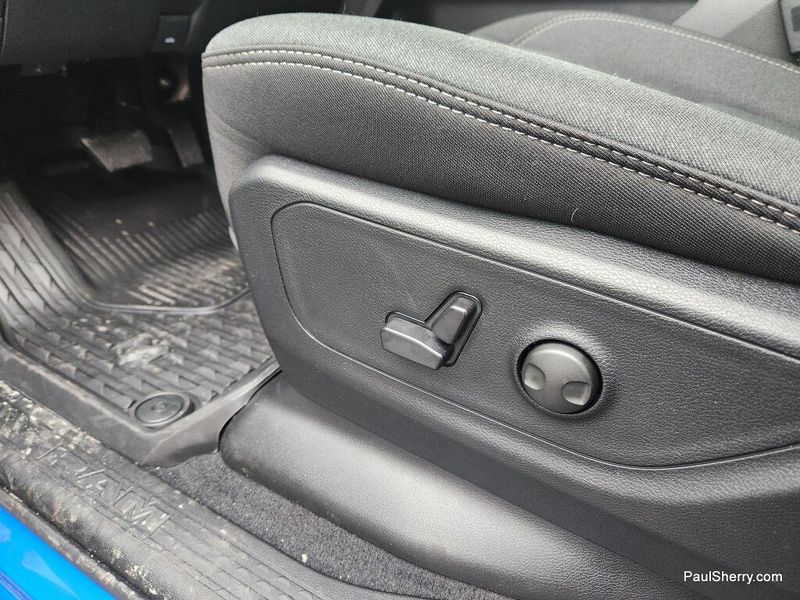 New 2026 RAM 1500 Big Horn Crew Cab 4x4 5'7' Box