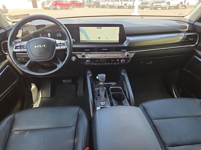 2023 Kia Telluride S photo 25