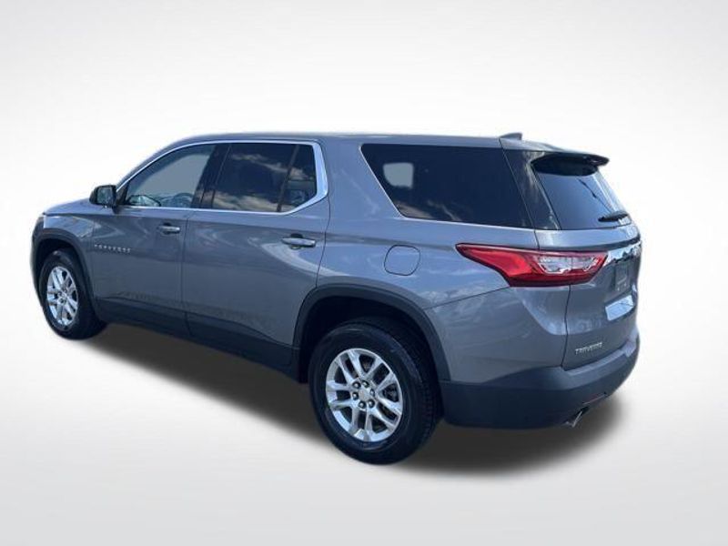2021 Chevrolet Traverse LS