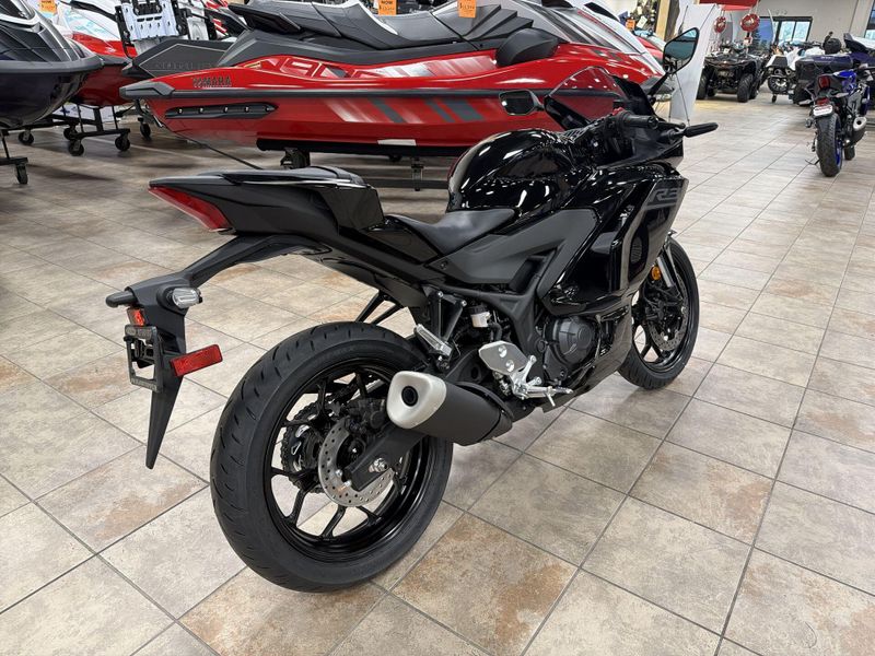 New 2026 Yamaha YZF-R3 ABS Image 21