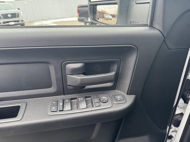2024 RAM 5500 Chassis Cab TradesmanImage 15