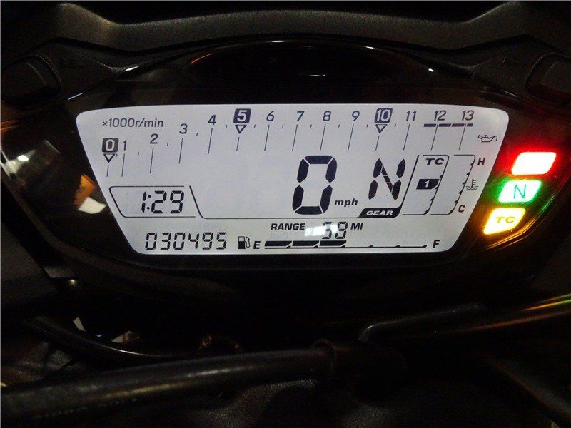 2016 Suzuki GSX-SImage 5