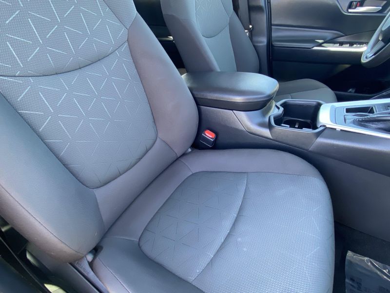 2023 Toyota RAV4 XLEImage 13