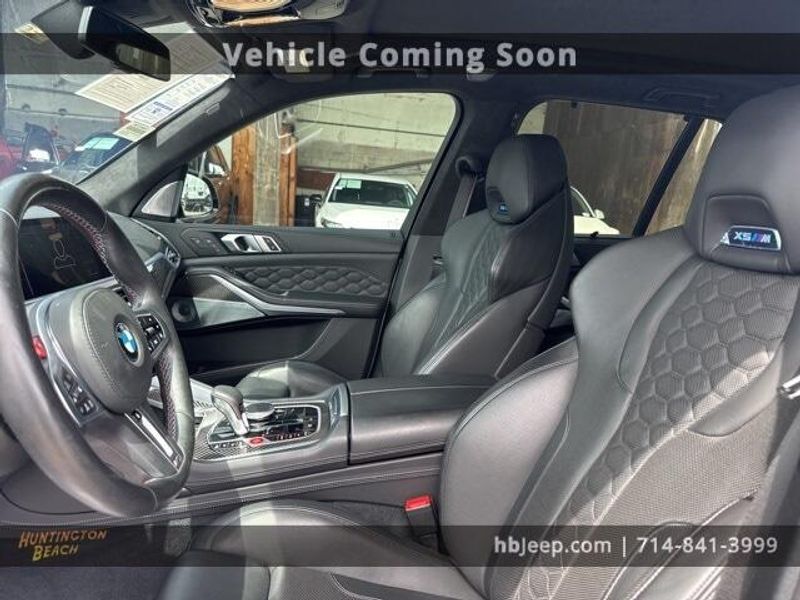 2020 BMW X5 M BaseImage 8