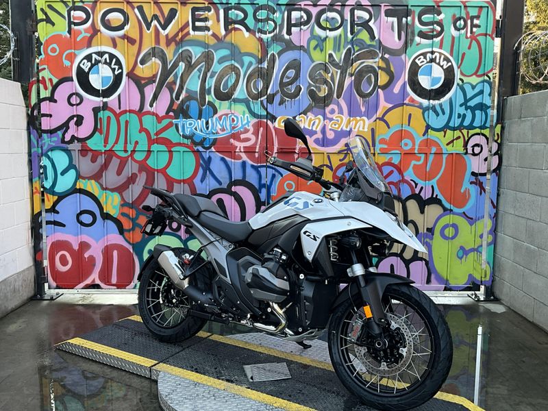 2025 BMW R 1300 GS Image 2
