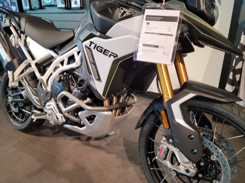 New 2025 Triumph TIGER 900 RALLY PRO 