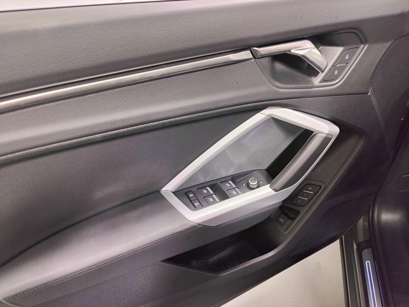 Used 2024 Audi Q3 S line Premium AWD w/ConvenienceImage 28