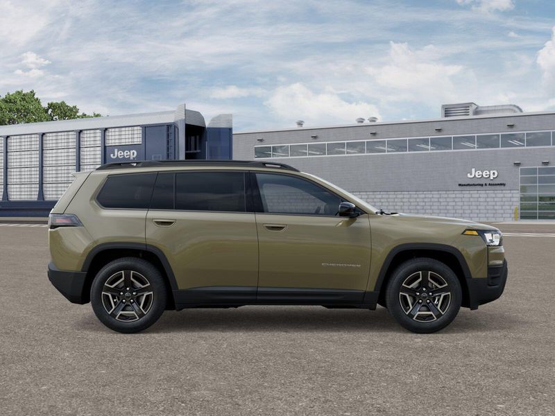 New 2026 Jeep Cherokee Laredo 4x4Image 31