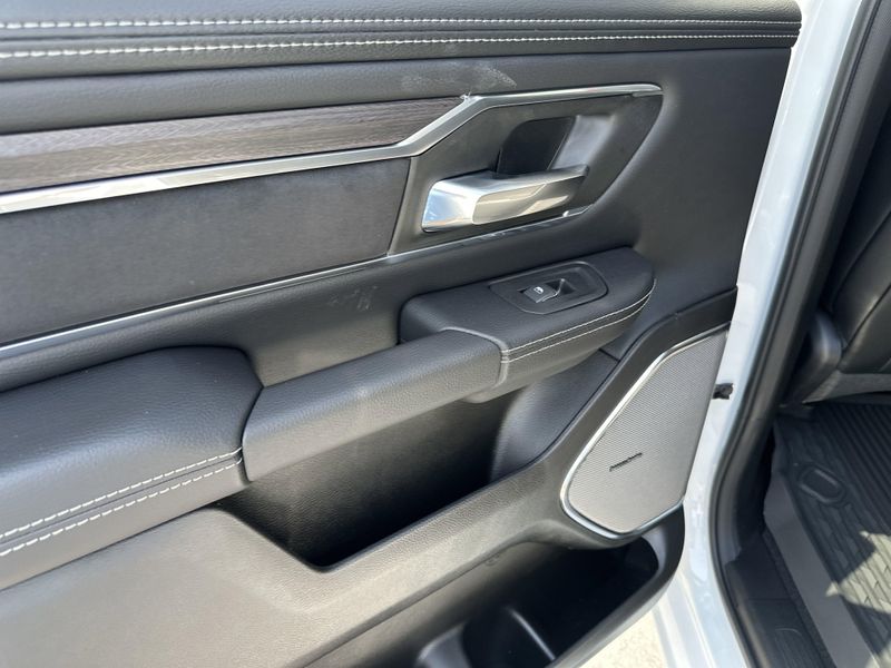 New 2025 RAM 1500 Laramie Crew Cab 4x4 5