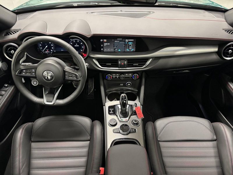 2025 Alfa Romeo Stelvio Tributo Italiano AwdImage 17