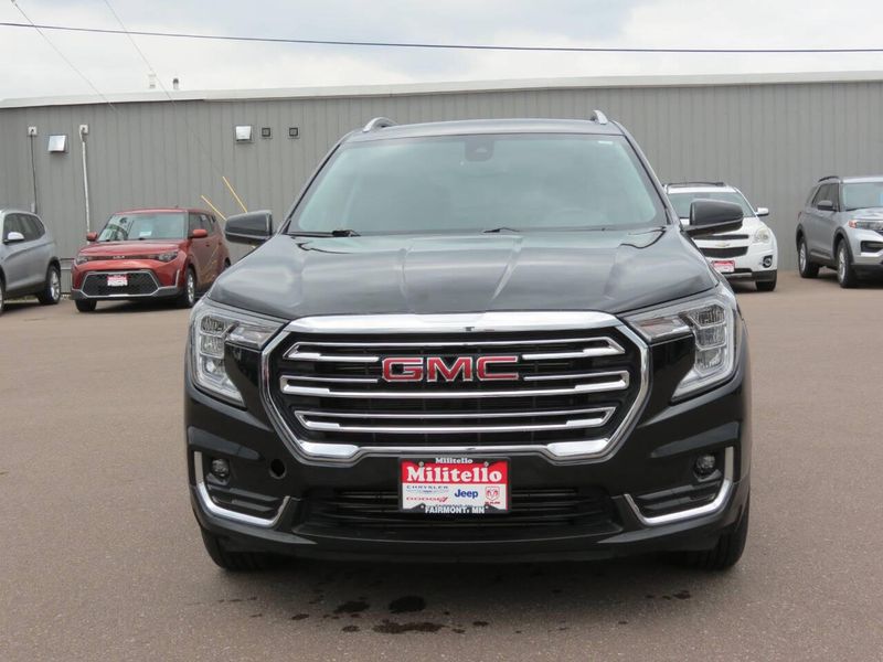 Used 2023 GMC Terrain SLT AWD 4dr SUVImage 7