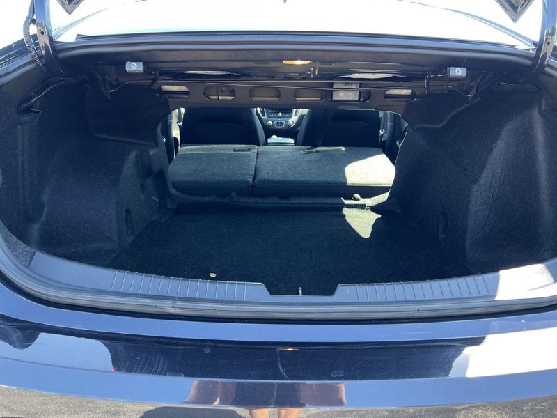 2023 Chevrolet Malibu 1LT photo 34