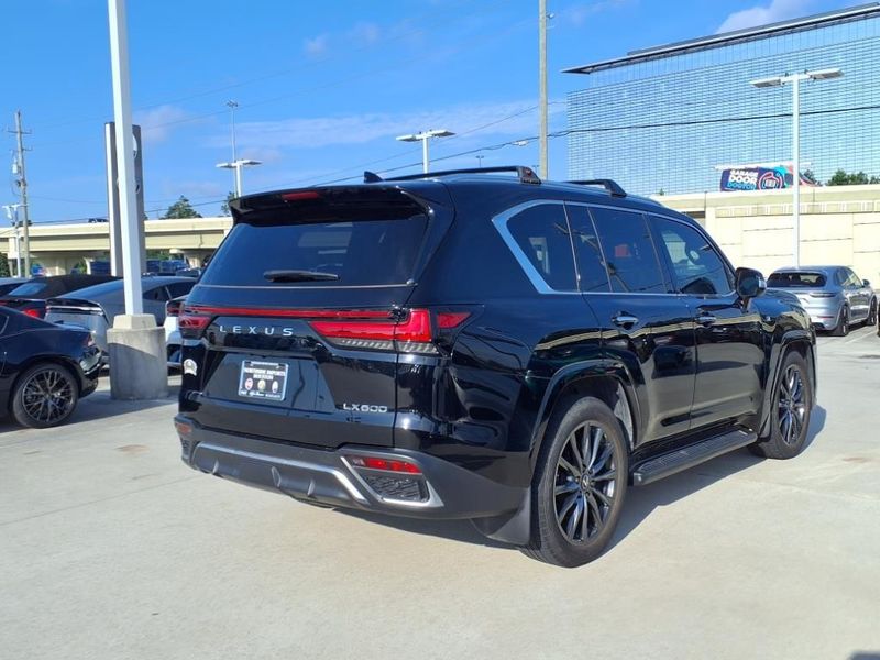 2022 Lexus LX 600 F SPORTImage 16